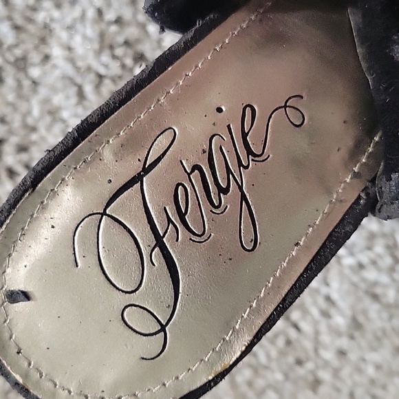 Fergie suede heels - Picture 3 of 7